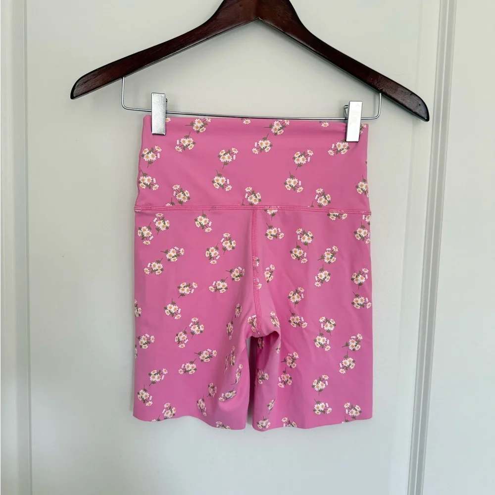 NEW Aerie Pink Floral Women's biker shorts size Small